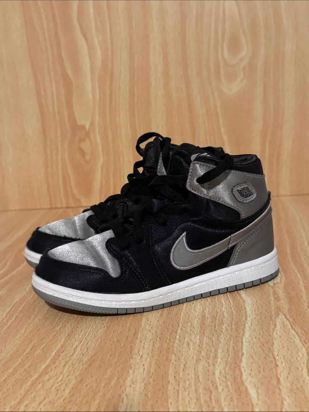 Jordan 1 Kids Satin Black and Gray High-Top Sneakers - 10C